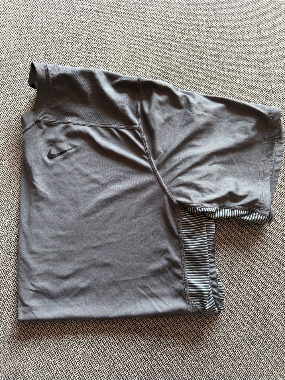 Nike Men's Activewear Performance tee Gray with Black Swoosh